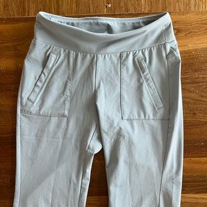 athleta girl joggers with pockets